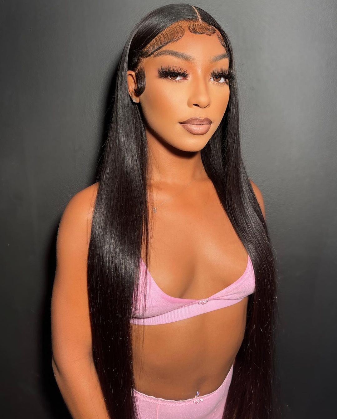 pre-bleach pre-pulled 13x4 Lace Front Wigs Human Hair Straight Wigs